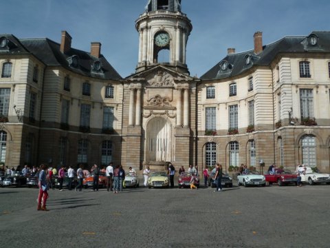 Rennes et sa place de la mairie
